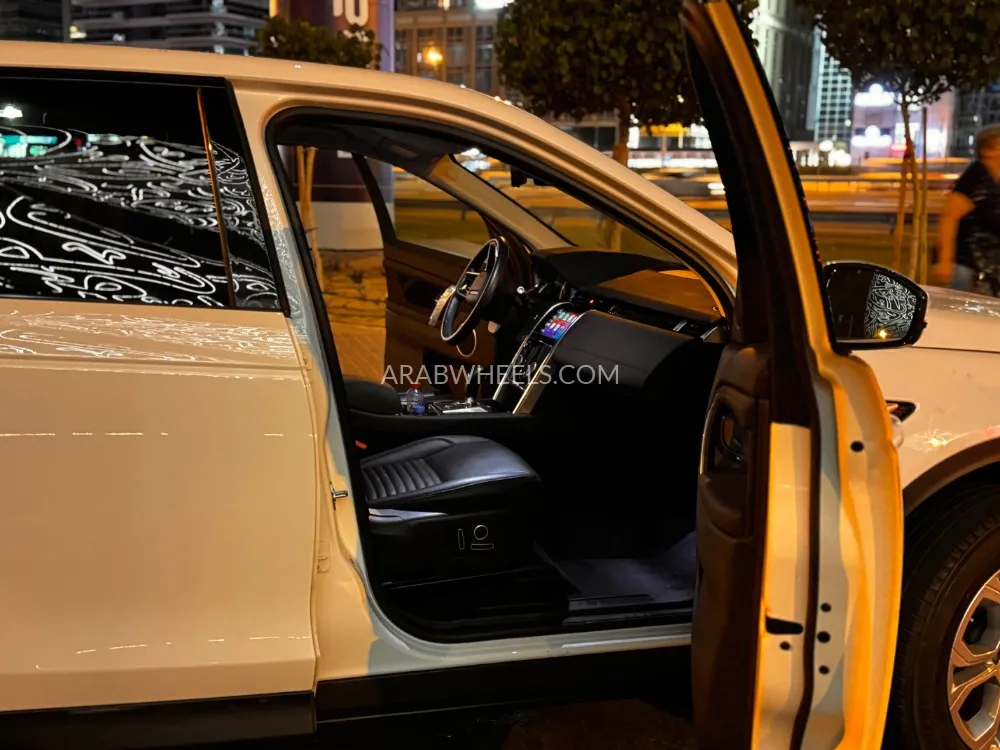 Land Rover Discovery Sport 2021 for Sale in Dubai Image-17