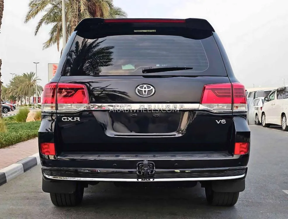 تويوتا لاند كروزر 2017 for Sale in دبي Image-5