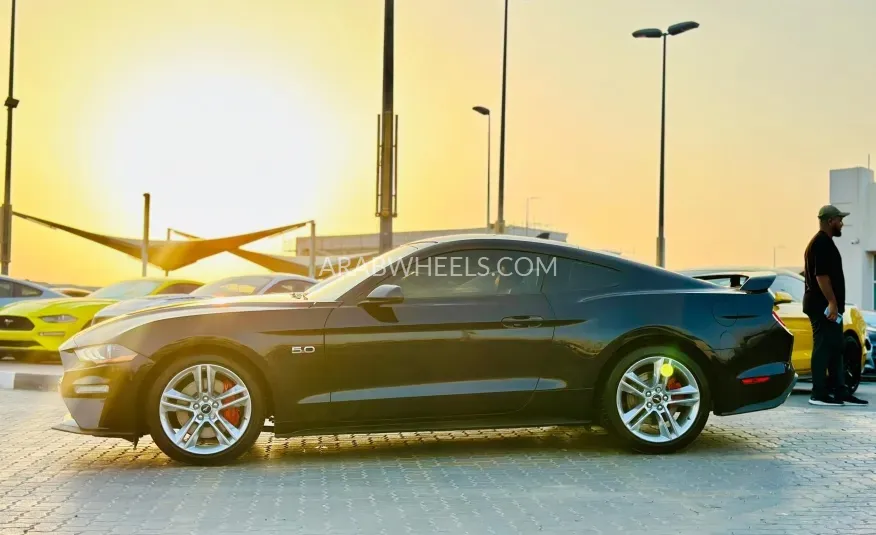 Ford Mustang 2019 for Sale in Sharjah Image-4