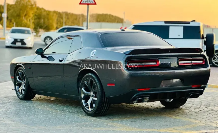 دودج تشالينجر 2019 for Sale in الشارقة Image-6