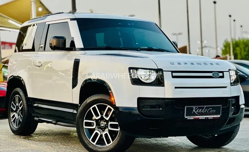 لاند روفر ديفندر 2023 for Sale in الشارقة Image-4