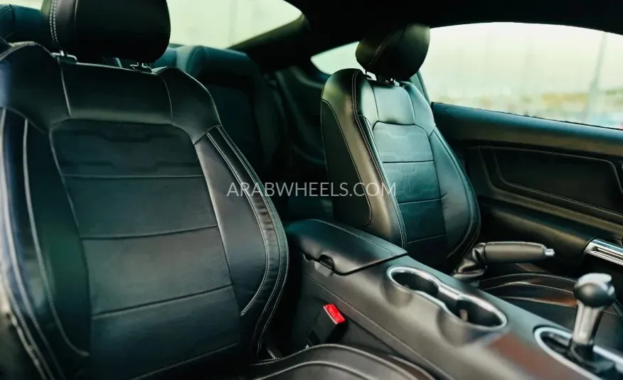 Ford Mustang 2020 for Sale in Sharjah Image-11