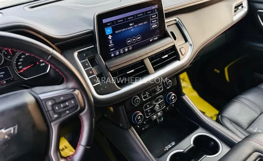 Chevrolet Suburban 2021 for Sale in Sharjah Image-11