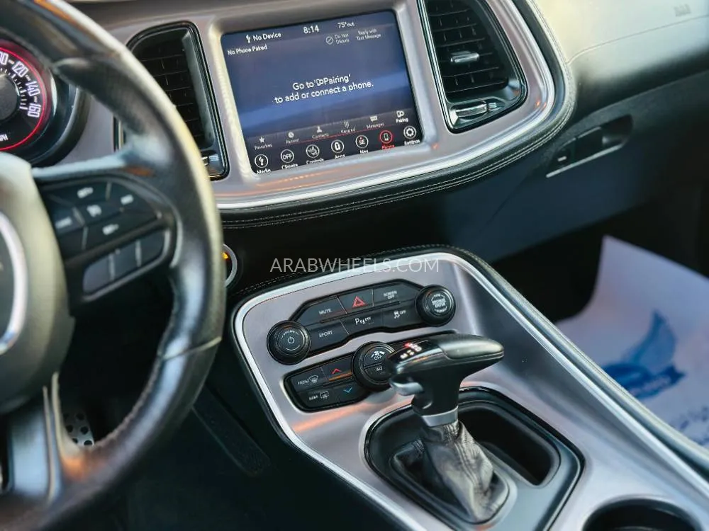 Dodge Challenger 2022 for Sale in Sharjah Image-11