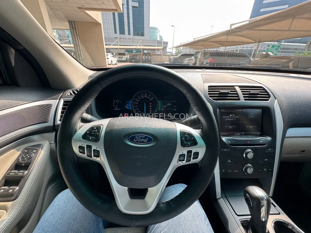 Ford Explorer 2015 for Sale in Dubai Image-14