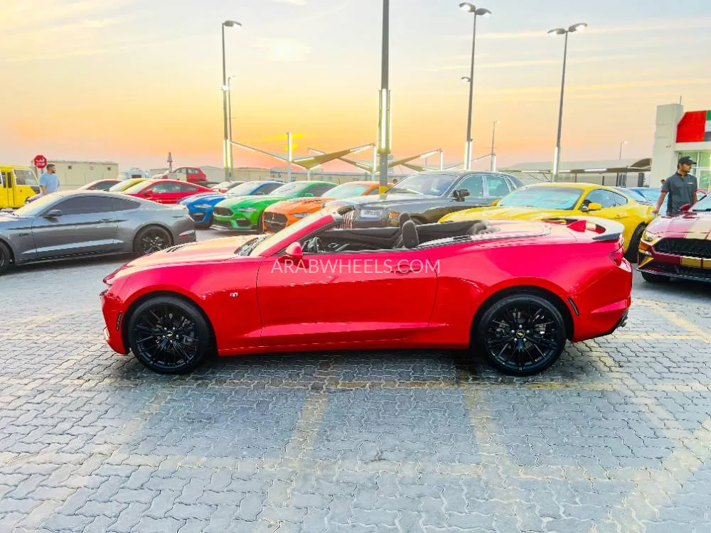 Chevrolet Camaro 2022 for Sale in Sharjah Image-8