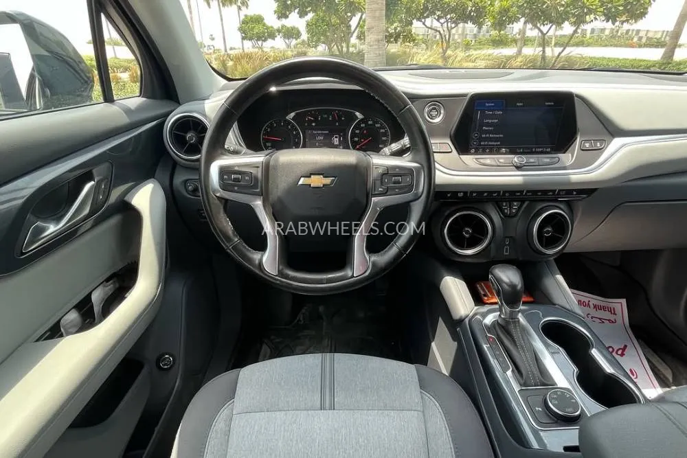 Chevrolet Blazer 2020 for Sale in Ajman Image-9