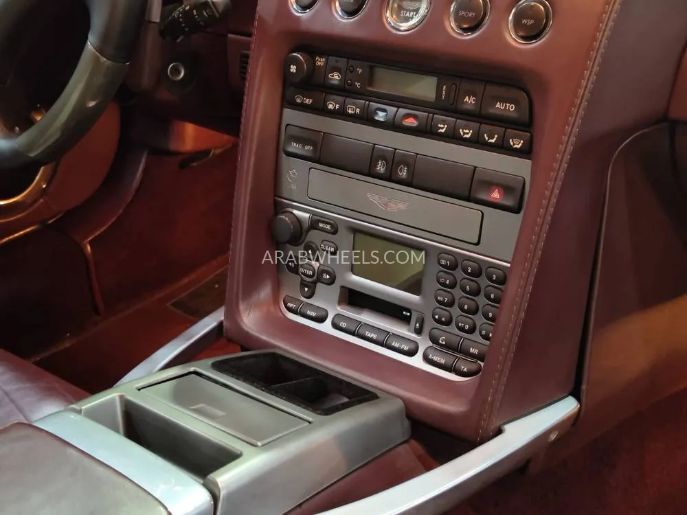 Aston Martin Vanquish S 2005 for Sale in Dubai Image-11