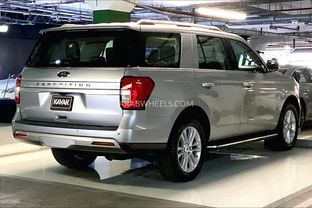 فورد إكسبيديشن 2022 for Sale in الشارقة Image-2