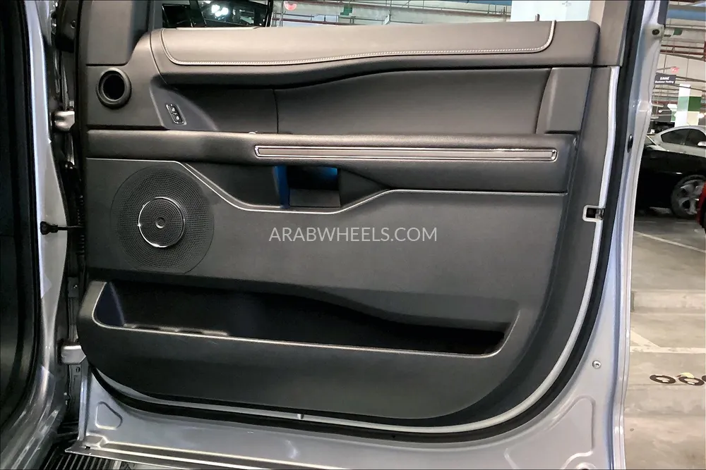 فورد إكسبيديشن 2022 for Sale in الشارقة Image-24