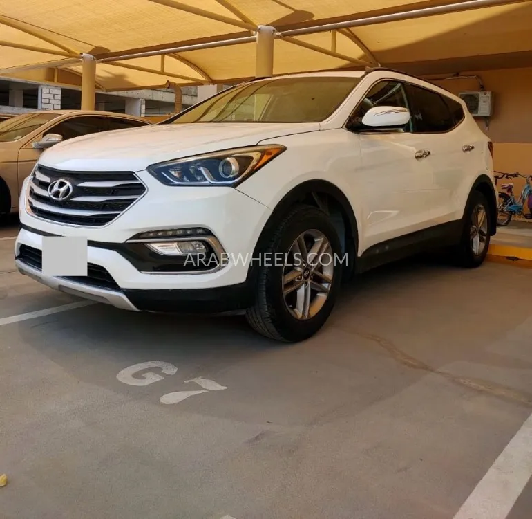 هيونداي سانتا في 2018 for Sale in الشارقة Image-2