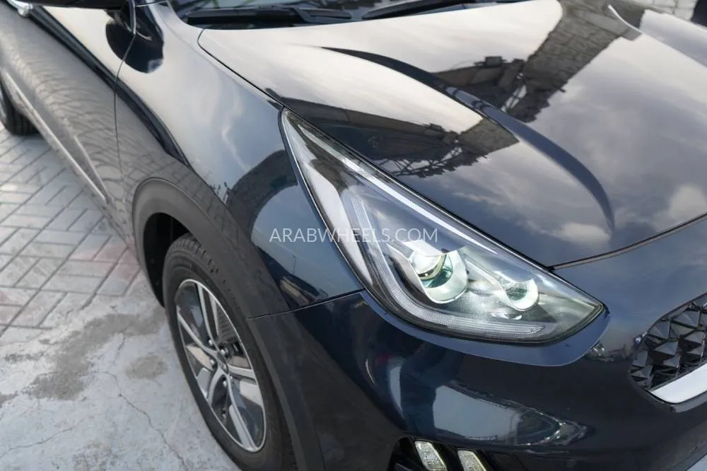 Kia Niro 2020 for Sale in Ajman Image-7