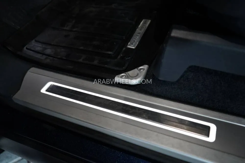 Land Rover Range Rover 2019 for Sale in Ajman Image-21