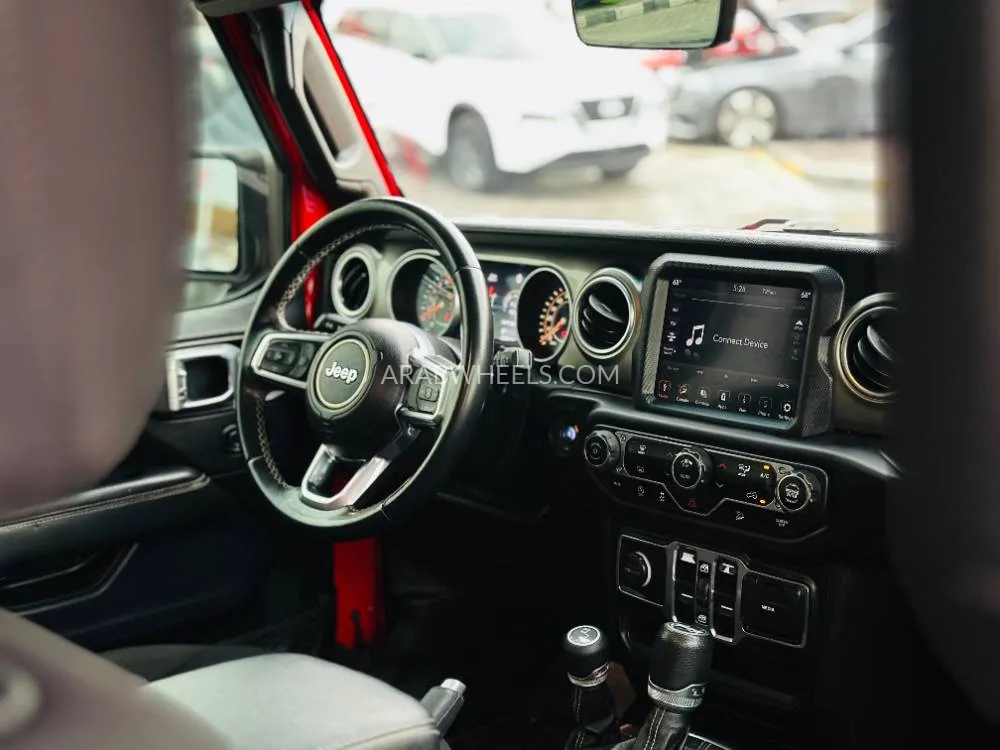 Jeep Wrangler 2020 for Sale in Sharjah Image-14