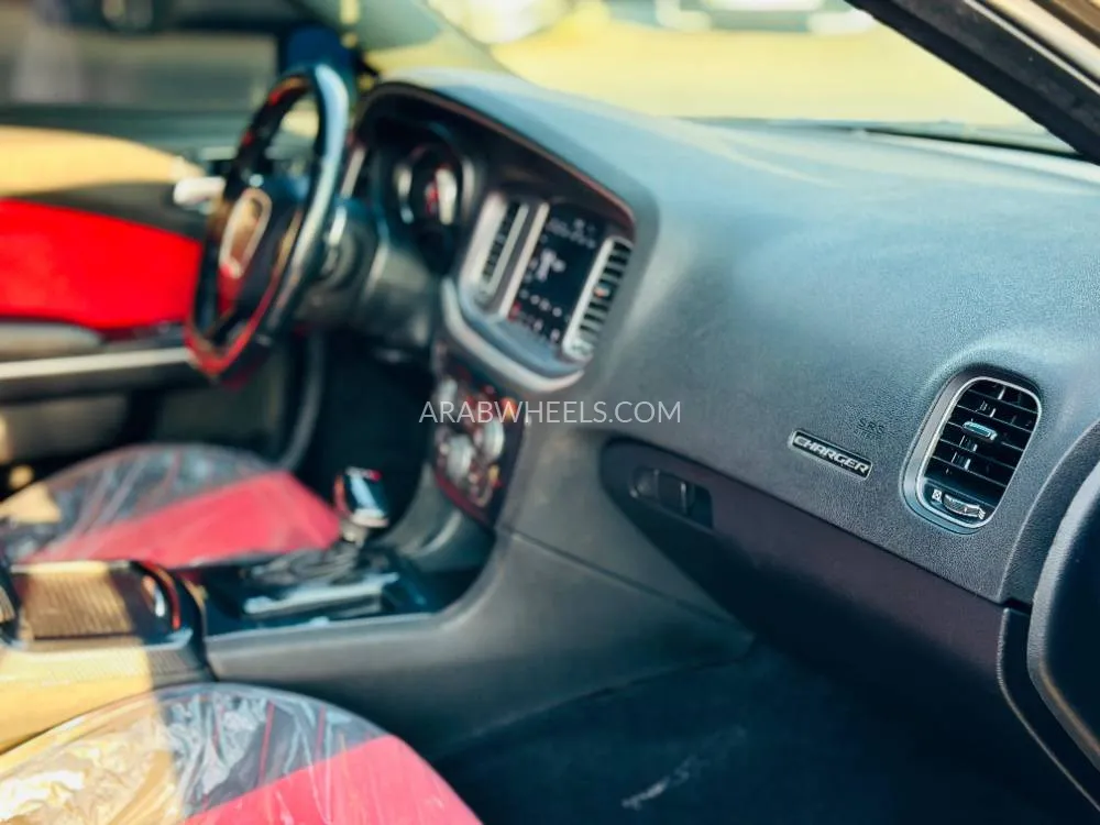 Dodge Charger 2020 for Sale in Sharjah Image-14
