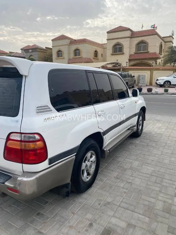 Toyota Land Cruiser 2002 for Sale in Ajman Image-3