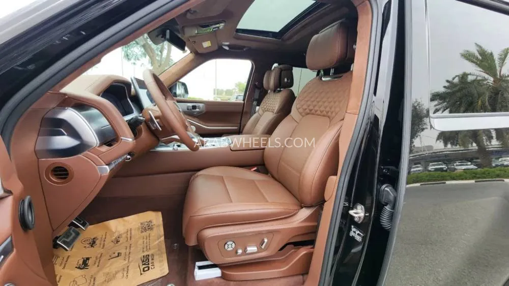 تانك 700 2024 for Sale in دبي Image-9