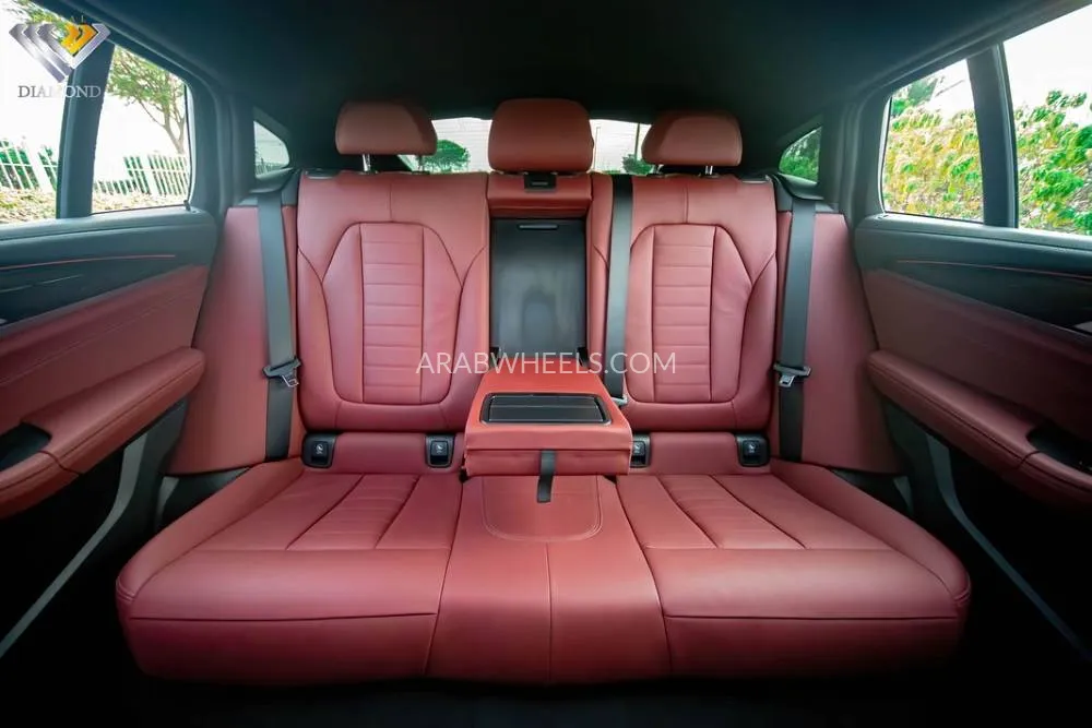 BMW X4 2023 for Sale in Dubai Image-8