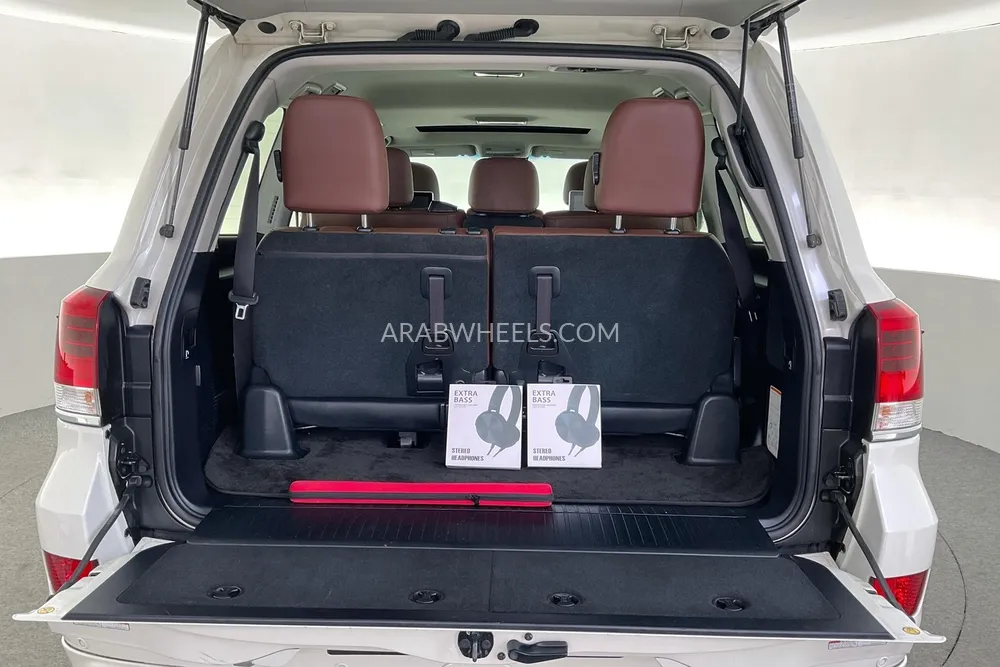 تويوتا لاند كروزر 2021 for Sale in دبي Image-24