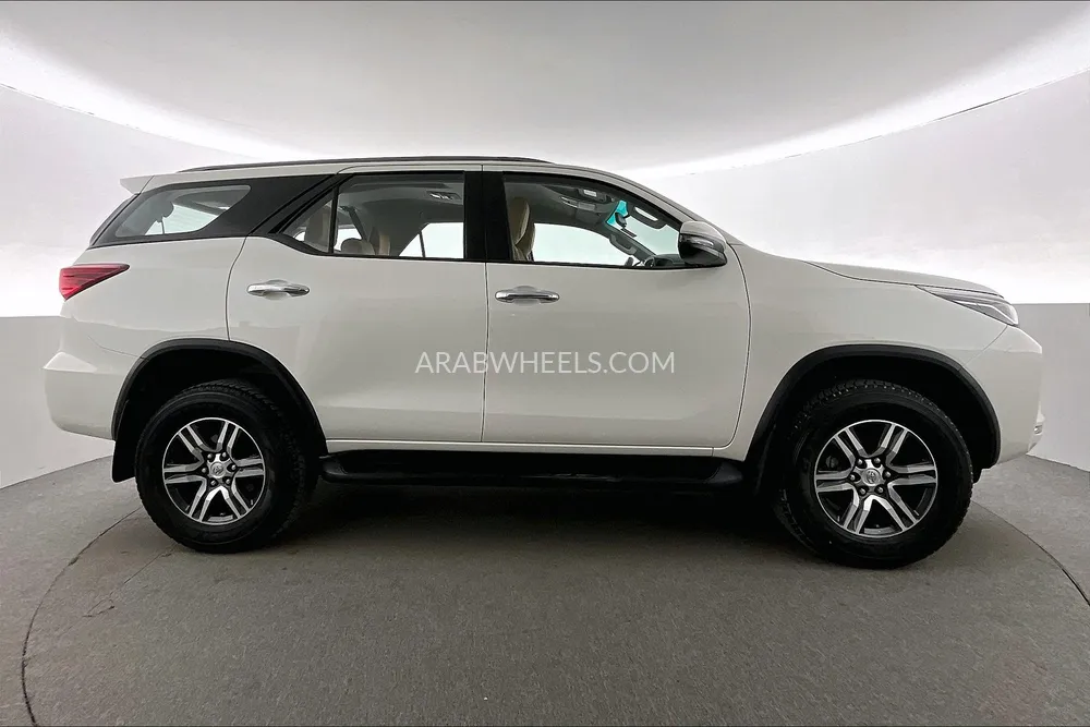 تويوتا فورتشنر 2022 for Sale in الشارقة Image-4