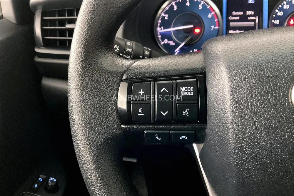 تويوتا فورتشنر 2022 for Sale in الشارقة Image-21