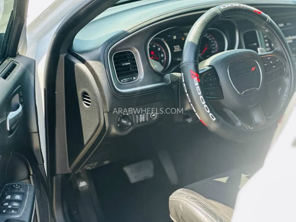 دودج تشارجر 2020 for Sale in الشارقة Image-9