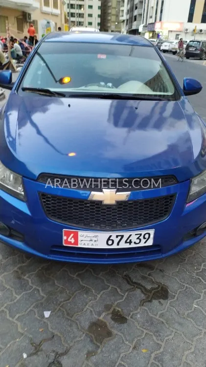 Chevrolet Cruze 2012 for Sale in Sharjah Image-2