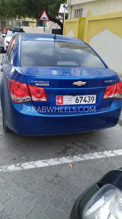 Chevrolet Cruze 2012 for Sale in Sharjah Image-3