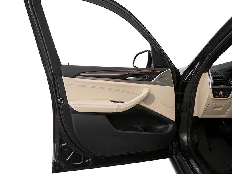 BMW X3 Interior 
