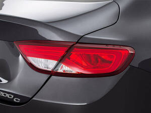 Chrysler 200 Exterior 