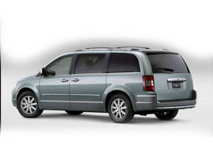 كرايسلر جراند فوييجر الخارجية 