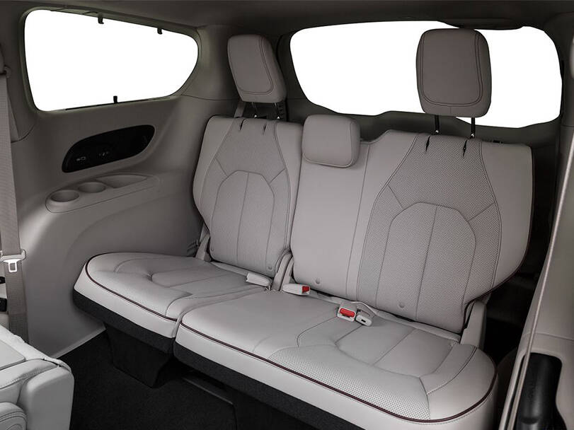 Chrysler Pacifica Interior 