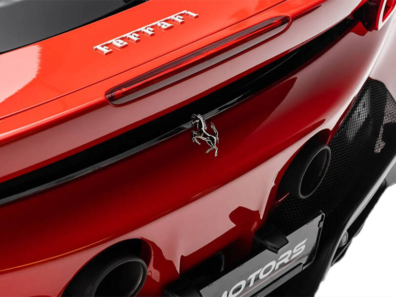 فيراري SF90 سبايدر 2025 الخارجية 