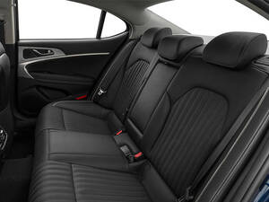 جينيسيس G70 الداخلية 