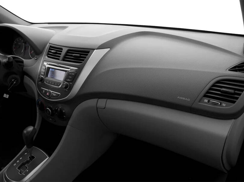 Hyundai Accent 4th (RB) Generation Interior 
