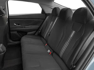 Hyundai Elantra Interior 