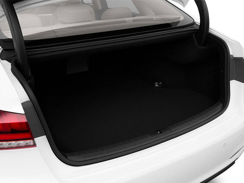 Hyundai Genesis Interior 