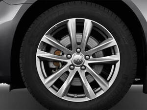 Infiniti Q70 Exterior 