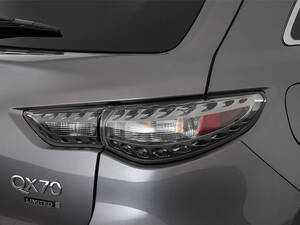 إنفينيتي QX70 الخارجية 