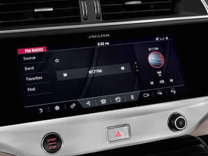 جاجوار آي بيس الداخلية 