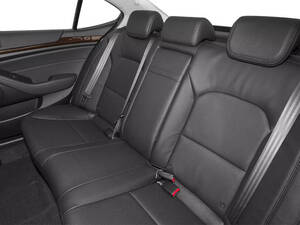 كيا كادينزا الداخلية 