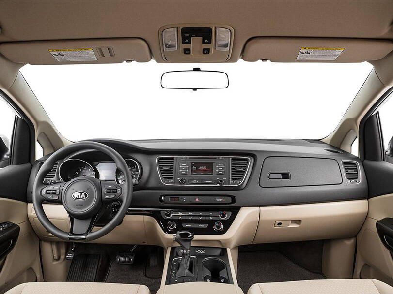 Kia Carnival Interior 
