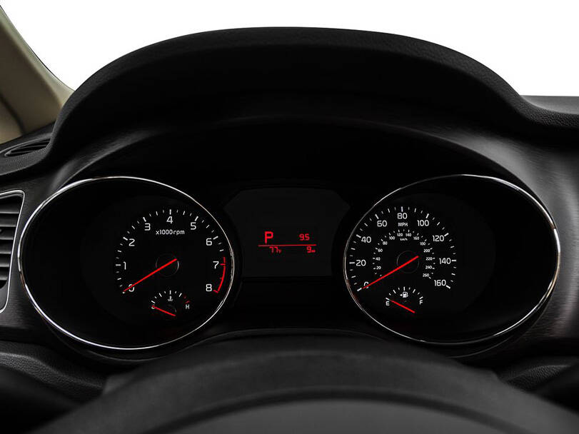 Kia Carnival Interior 