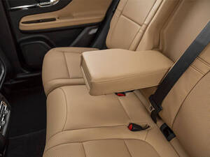 Lincoln Corsair Interior 