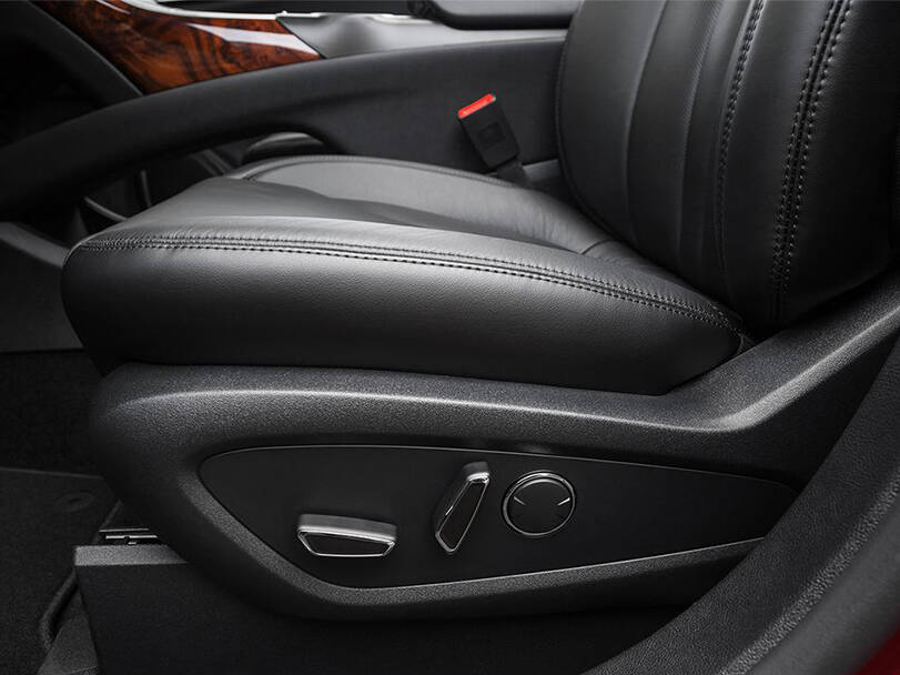 لينكون MKX 2025 صور، واستكشاف 20 صور داخلية وخارجية Image-14