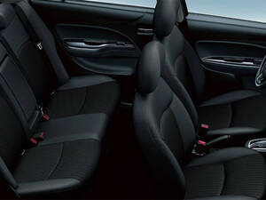 ميتسوبيشي أتراج الداخلية 