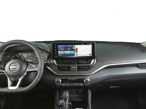 نيسان التيما الداخلية 