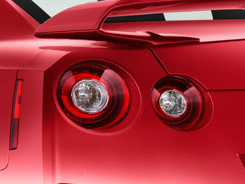 نيسان GT-R 2026 صور، واستكشاف 25 صور داخلية وخارجية Image-3