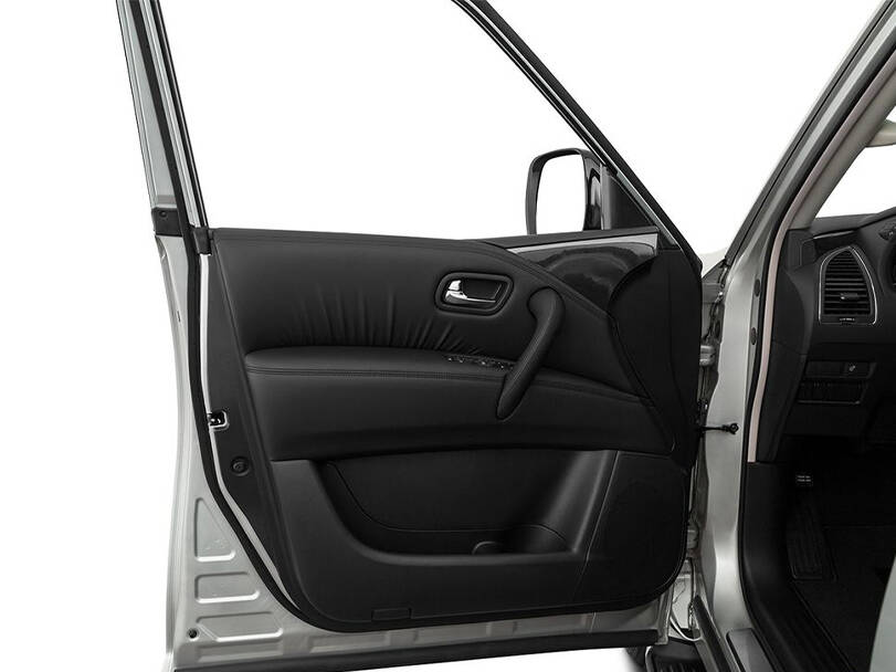 Nissan Patrol Interior 