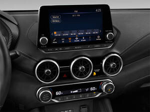 Nissan Sentra Interior 